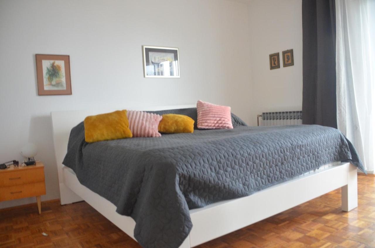 Corina & Franco Apartment Сен Екстериор снимка