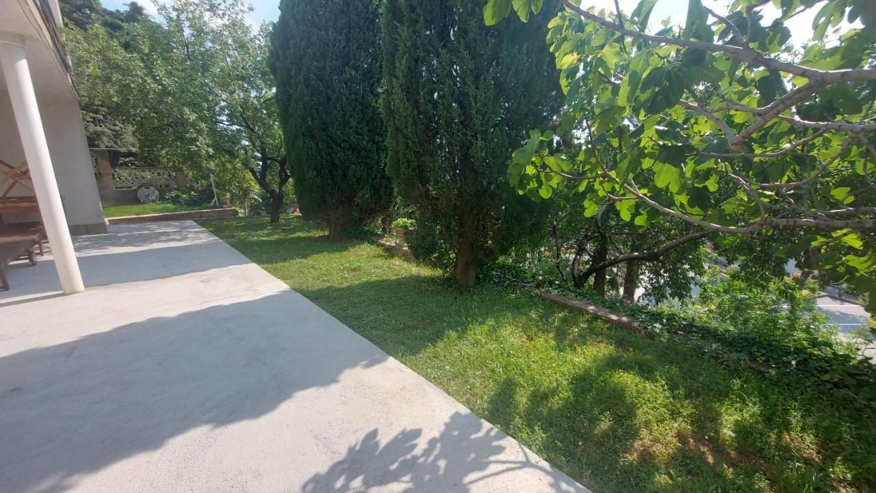 Corina & Franco Apartment Сен Екстериор снимка