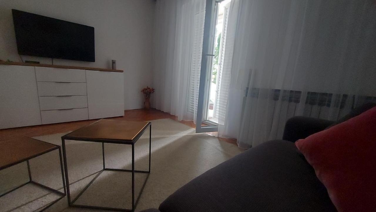 Corina & Franco Apartment Сен Екстериор снимка