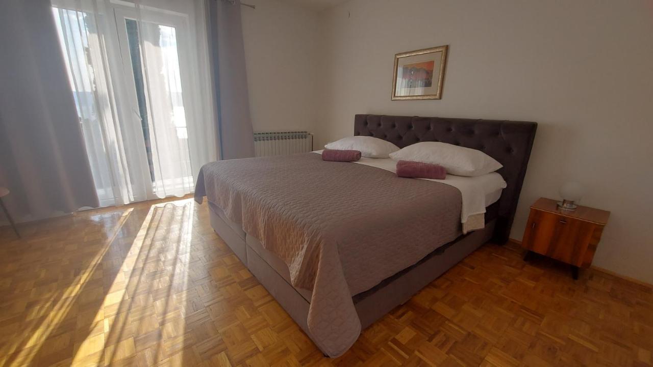 Corina & Franco Apartment Сен Екстериор снимка